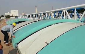 上海石洞口污水处理厂上移动盖板